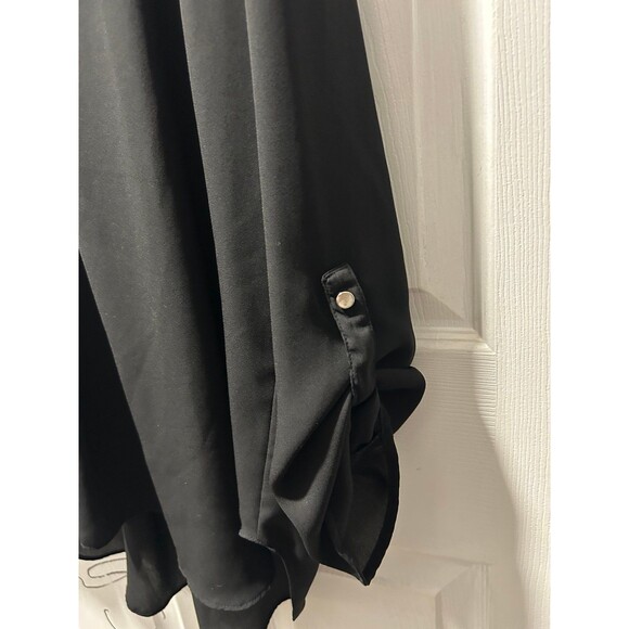 Blouse - Picture 2 of 3